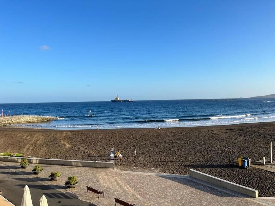 Pieds Dans L'Eau - Vue Sur Mer - Playa De Melenara Zewnętrze zdjęcie